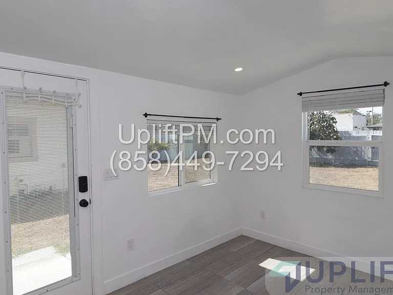 710 Church Ave — Photo 2
