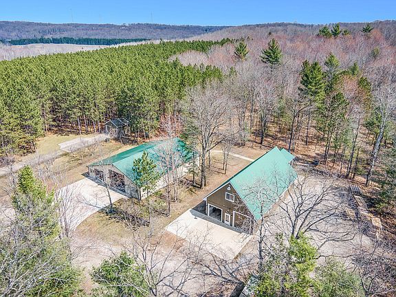 3rd image of 8453/8455 White Rd