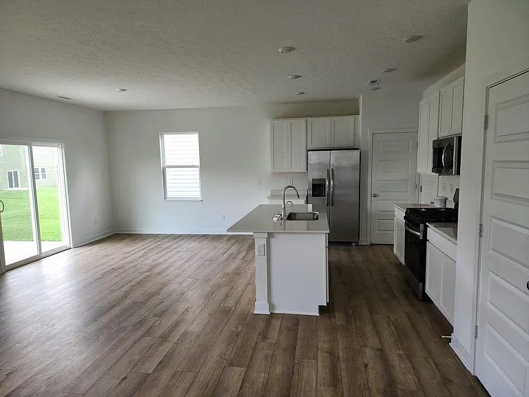 17322 Carlton Rd — Photo 5