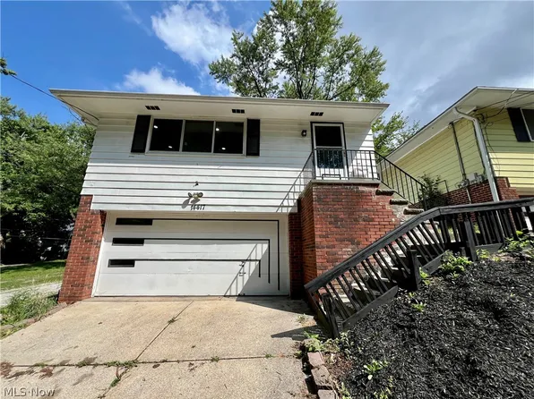 14417 Maple Ave, Maple Heights, OH 44137