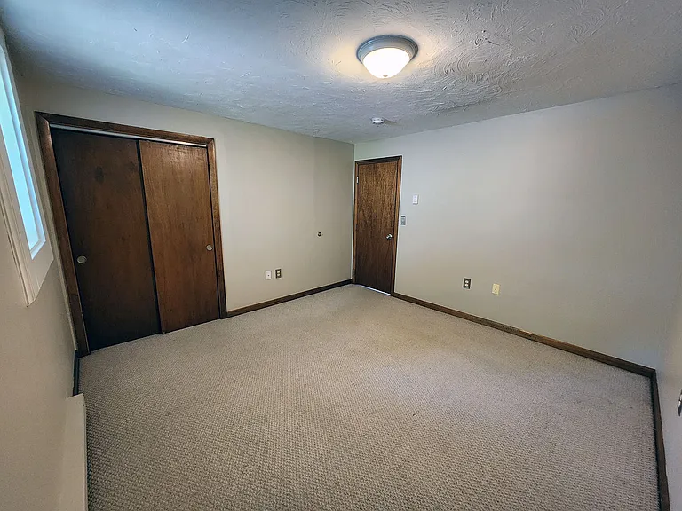 216 5th St #COTTAGE — Photo 18