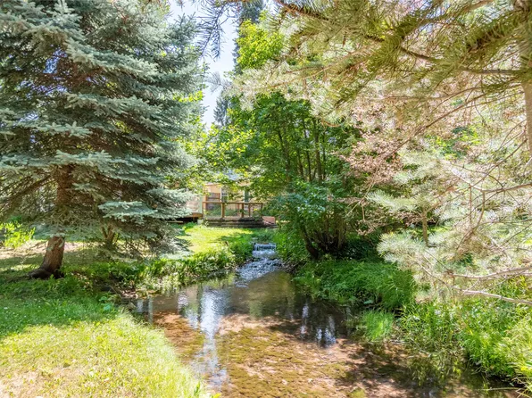 370 Parmenter Dr, Libby, MT 59923