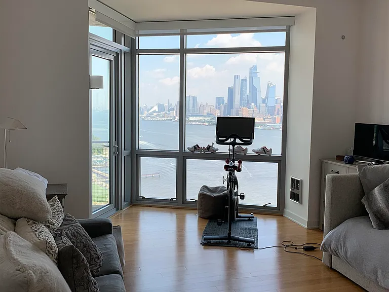 225 River St #2201 — Photo 12