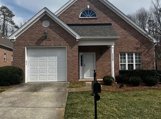 1229 McGill Pond Ln, Rock Hill, SC 29732