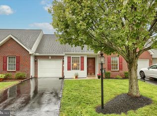 37 Burwick Dr, Mechanicsburg, PA 17050