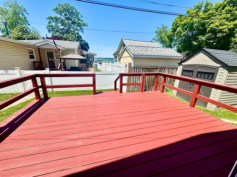 Deck