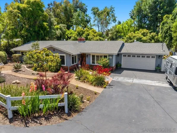 11327 Fuerte Dr, El Cajon, CA 92020