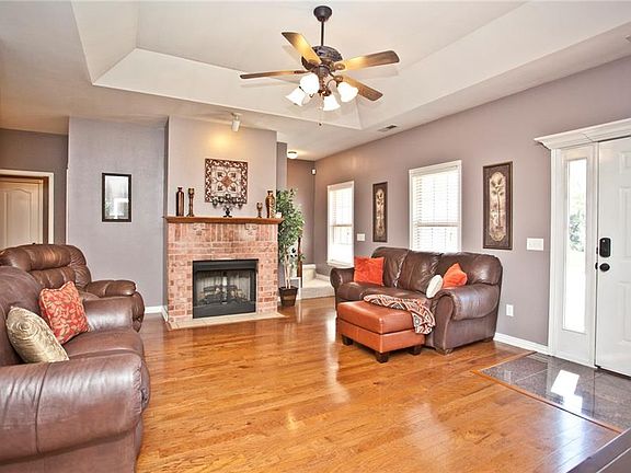 5th image of 1803 NW Mustang Ave