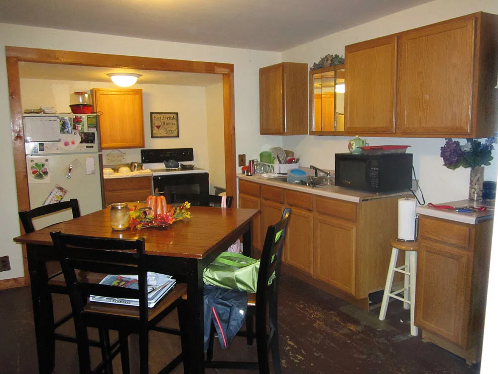 3 bed, 1200 sqft, $1,150 — Photo 4