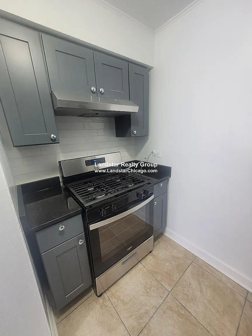 1 bed, 650 sqft, $1,500 — Photo 2