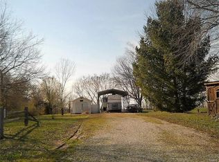 19421 Boulder Rd, Boulder, IL 62231