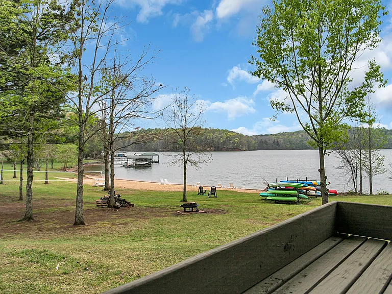 Community lake area