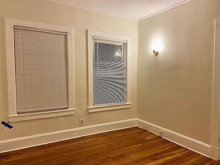 132 Oxford St #1A — Photo 3