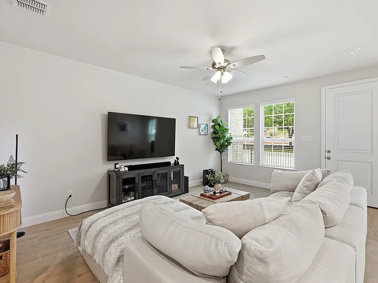 6132 Bursey Rd — Photo 8