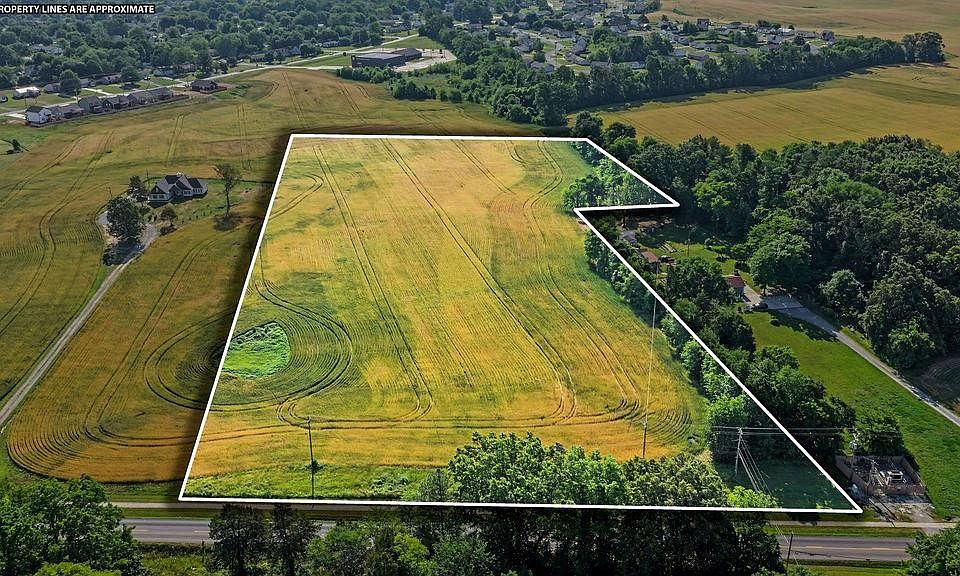 1st image of 330 Pembroke Oak Grove Rd