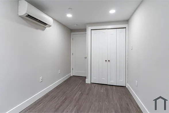 1735 Ingersoll St #A — Photo 4