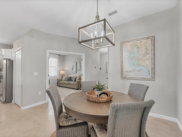 2049 Bonito Way — Photo 22