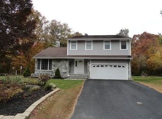 469 Washington Ave, Somerset, MA 02726