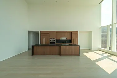 Rented by New York Casas Ltd.