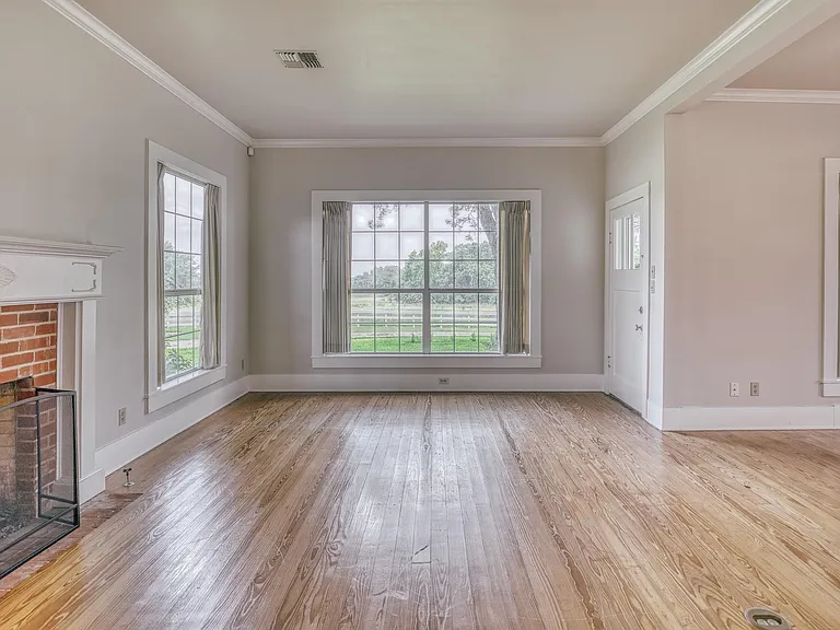 14808 Whitman Rd — Photo 5
