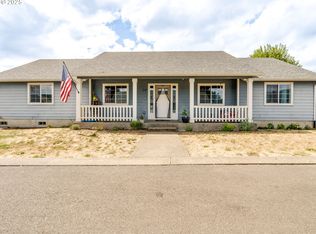 240 NW Sagan Loop, Sheridan, OR 97378