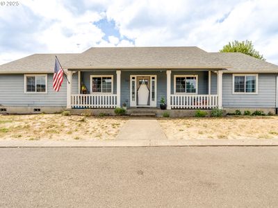 240 NW Sagan Loop, Sheridan, OR, 97378