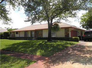 19859 Gardenia Dr, Jupiter, FL 33469