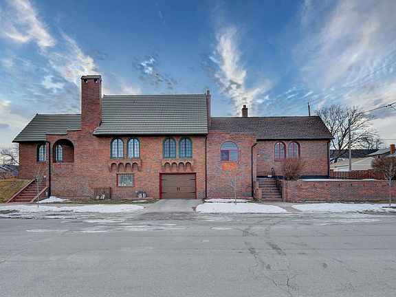 3rd image of 2222 E 37th Ave