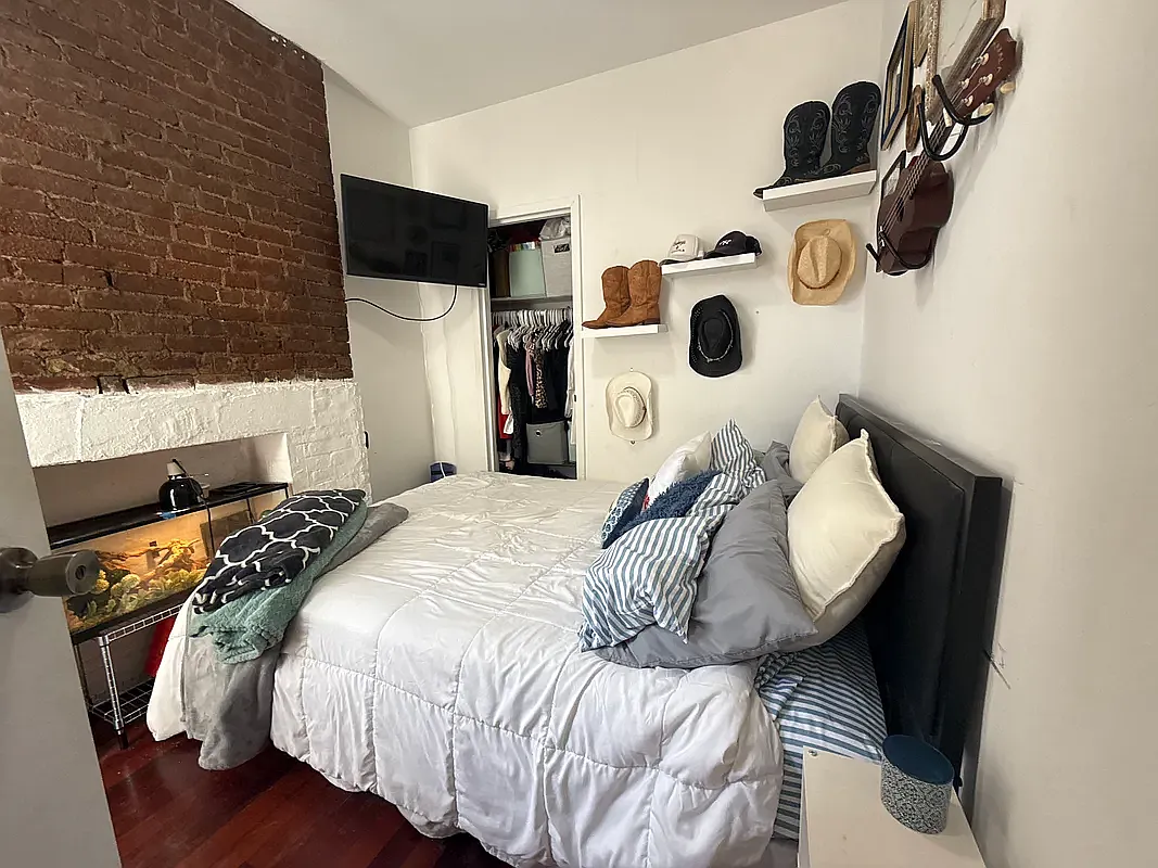 513 East 5th Street — Photo 3