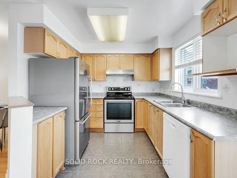1701 Blohm Dr #13 — Photo 13