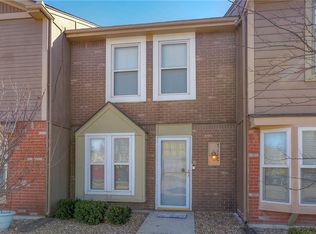 711 SW Liggett Rd APT C, Blue Springs, MO 64015