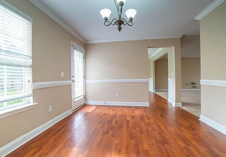 211 Augusta Way — Photo 18