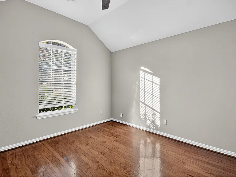 1604 Wagon Wheel Dr — Photo 22