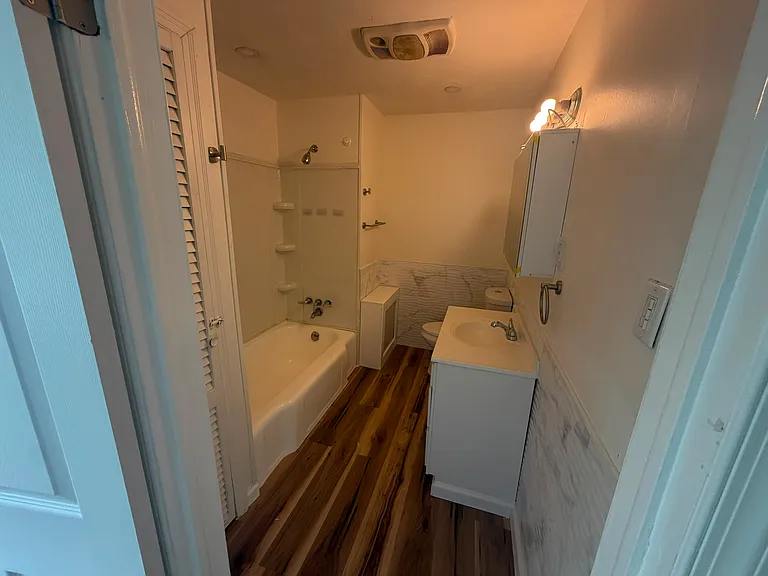 83 Hemlock St — Photo 3