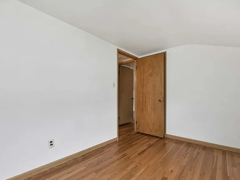 Pleasant Hill Dr — Photo 16