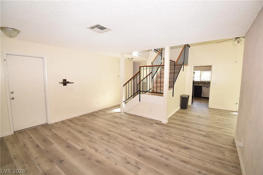 3 bed, 1611 sqft, $1,850 — Photo 4