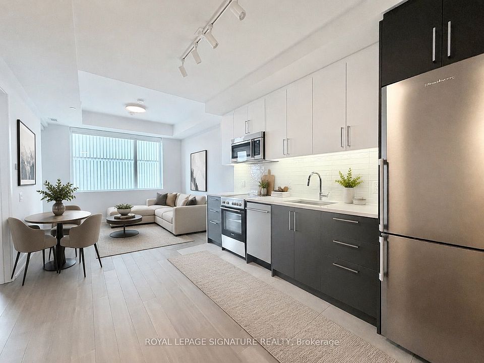 1st image of 664 Spadina Ave #404