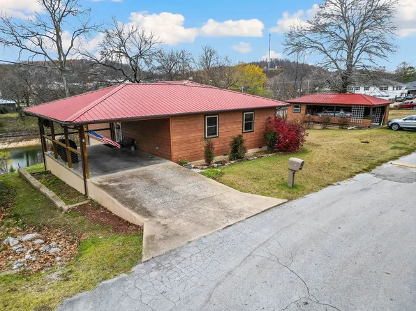 208 S Spring St, Anderson, MO 64831