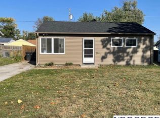 3239 S 40th St, Omaha, NE 68105