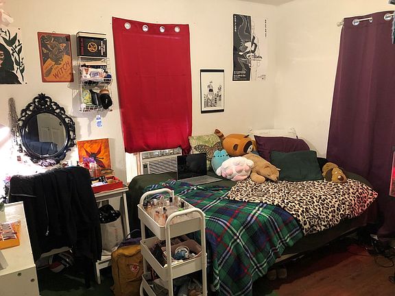 5th image of 2616 Avenue A