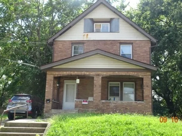 1194 Laird St, Akron, OH 44305