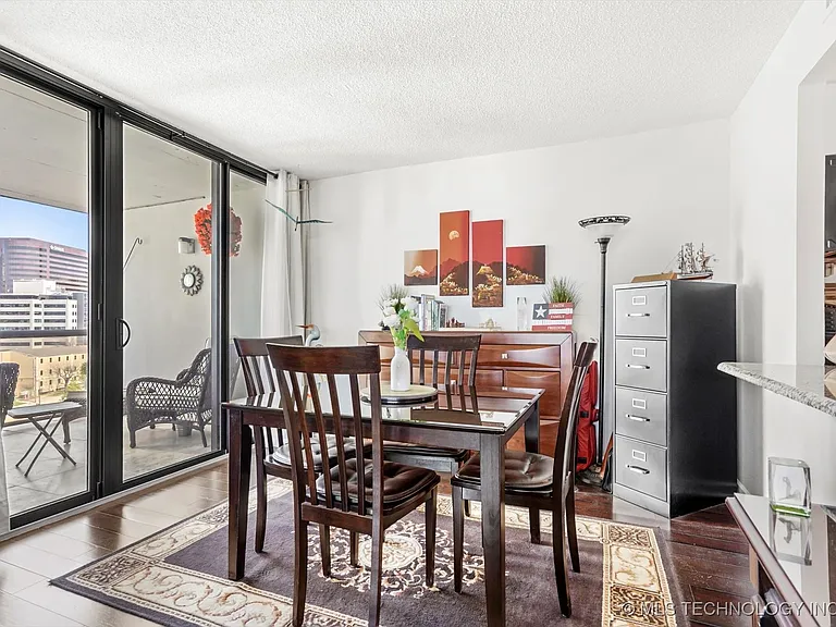 410 W 7th St #1023 — Photo 8