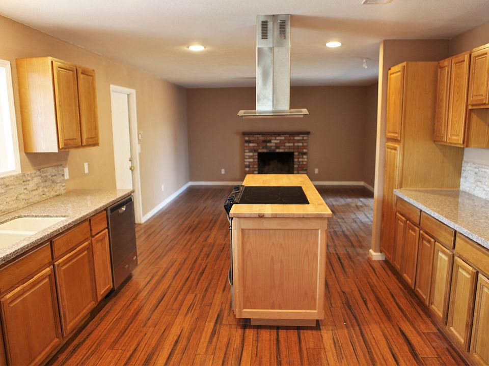 1st image of 4700 Zinfandel Ave