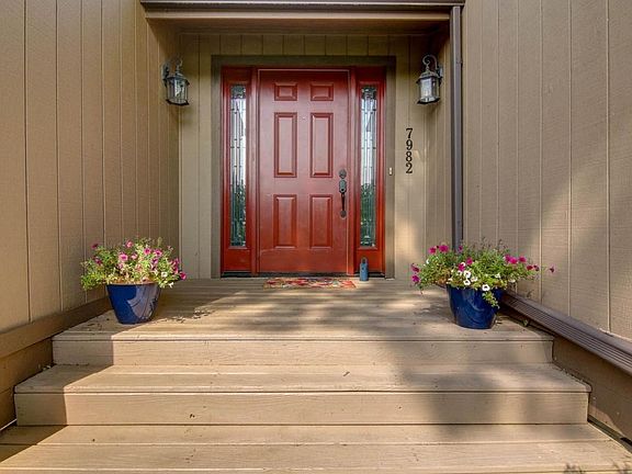 3rd image of 7982 Forest Edge Dr