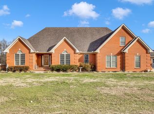 17 Lacy Rd, Fayetteville, TN 37334