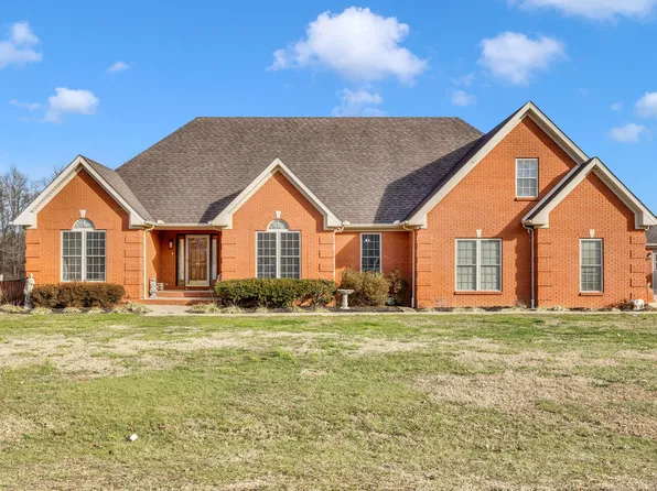 17 Lacy Rd, Fayetteville, TN 37334