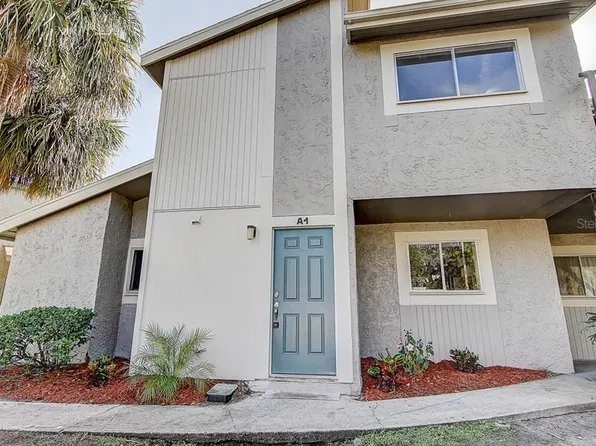 6334 Newtown Cir, Tampa, FL