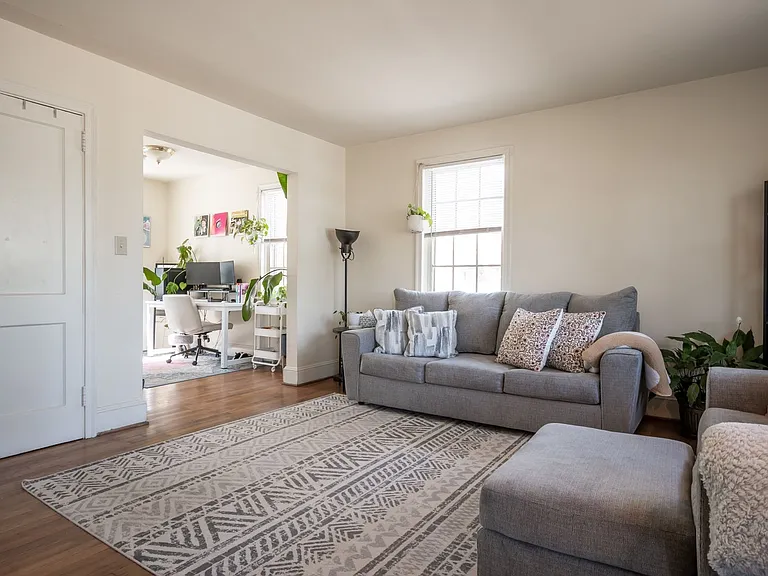 118 University Dr — Photo 11