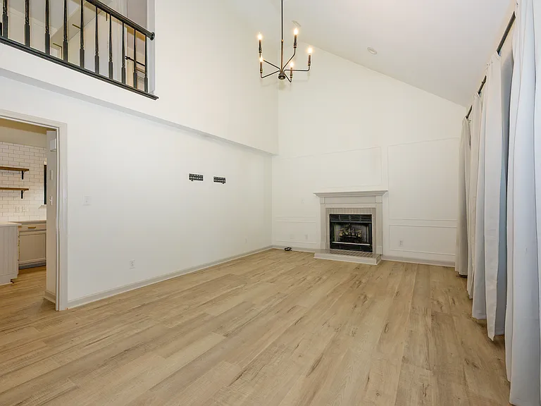 7802 Pinetuck Ln — Photo 12