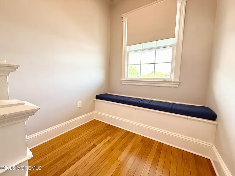 125 Cedar Ave — Photo 19